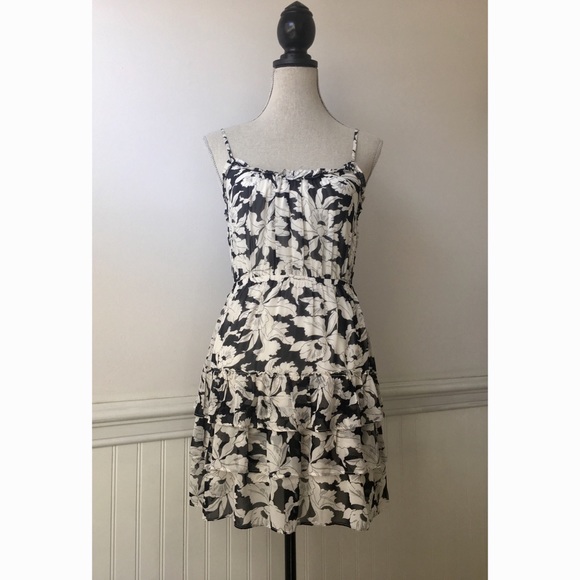 American Eagle Black and White Floral Dress 00 - Picture 2 of 9